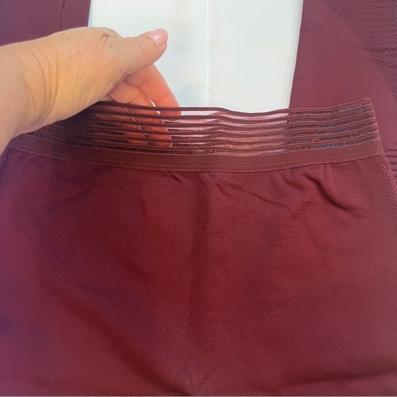 C&C California Women's Leggings Sheer Mesh Waistband Full Length Burgundy Small - Picture 4 of 6